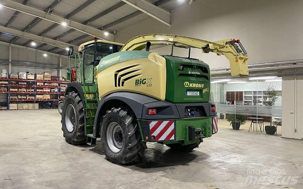 Krone Big X 630 コンバイン