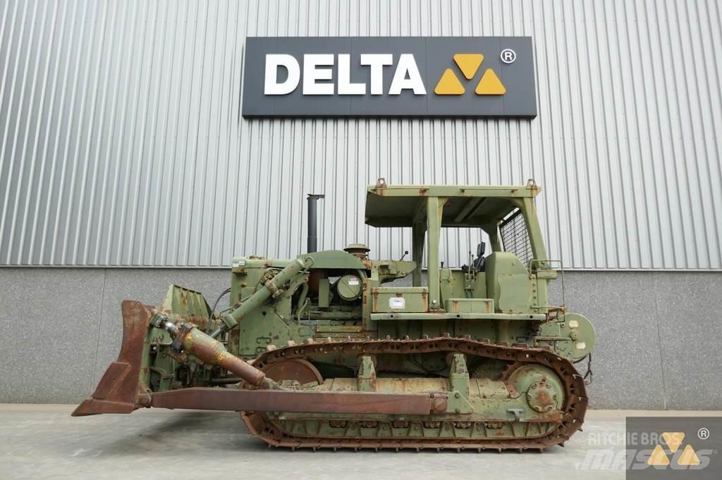 CAT D7F Ex-army ブルドーザー