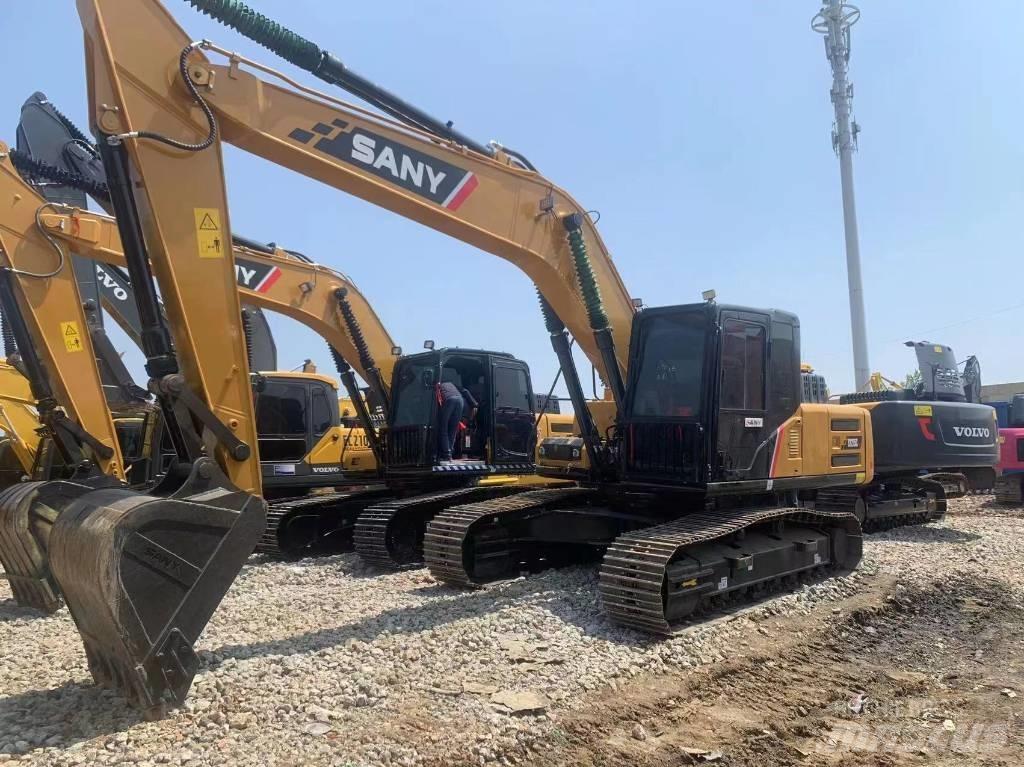 Sany SY 215 C 大型油圧ショベル12t以上（パワーショベル・ユンボ）