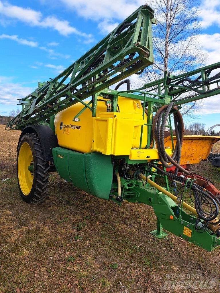 John Deere 740 i 牽引型スプレイヤー