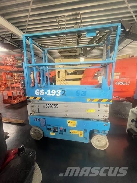 Genie GS 1932 シザースリフト