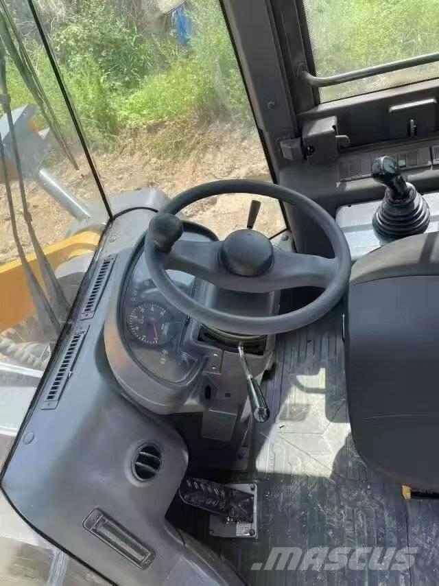 SDLG LG 956 L ホイールローダー・タイヤショベル