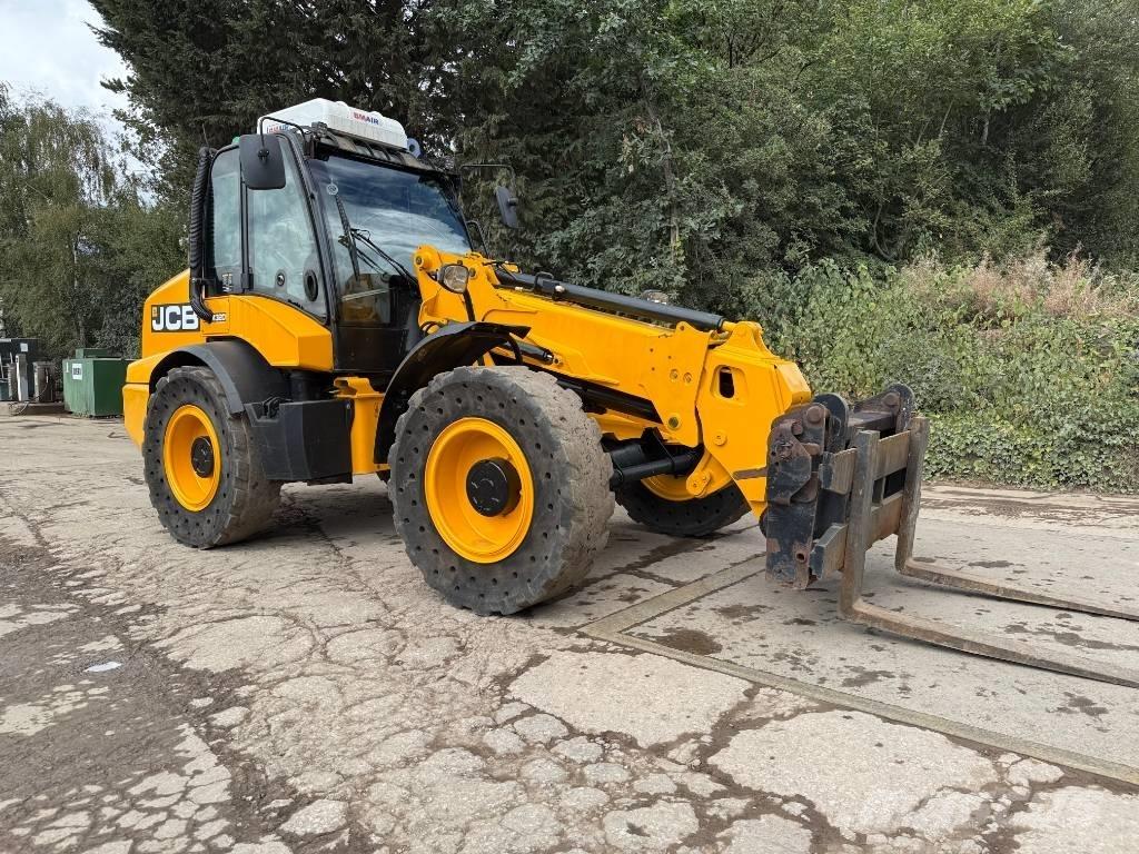 JCB TM 320 S ホイールローダー・タイヤショベル