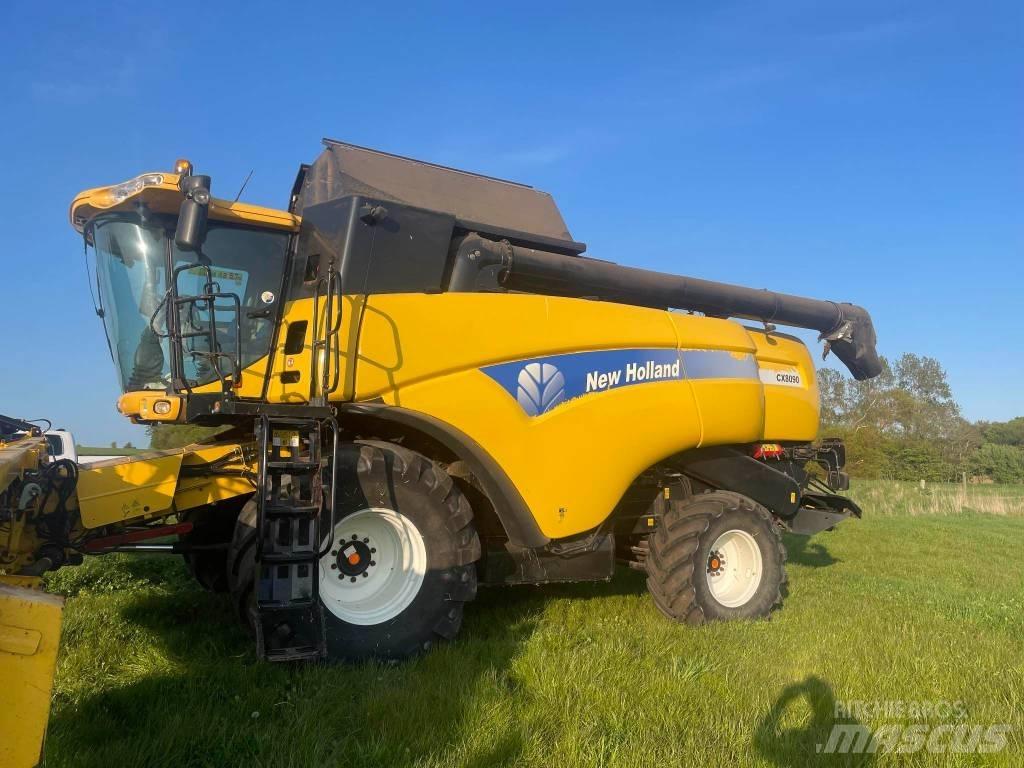 New Holland CX 8090 コンバイン