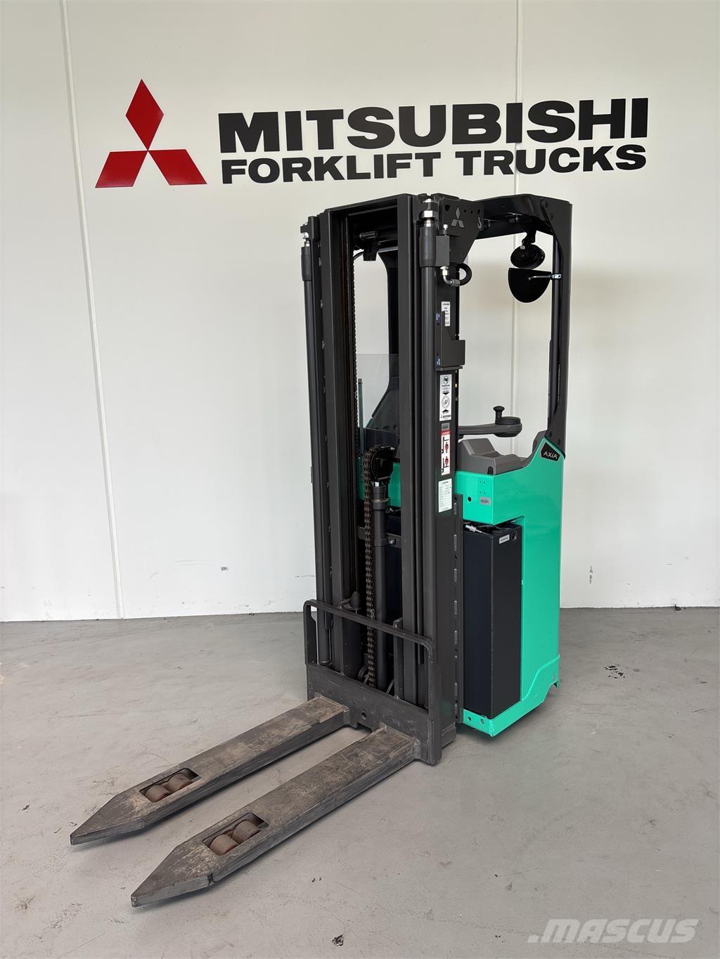 Mitsubishi SBR16N2 自走式スタッカー