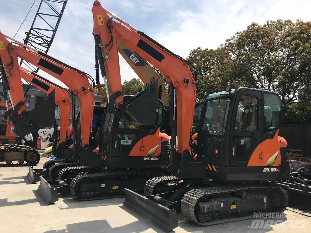 Doosan DX 60-9 C ミニ油圧ショベル 7t以下（ミニユンボ・ミニディガー）