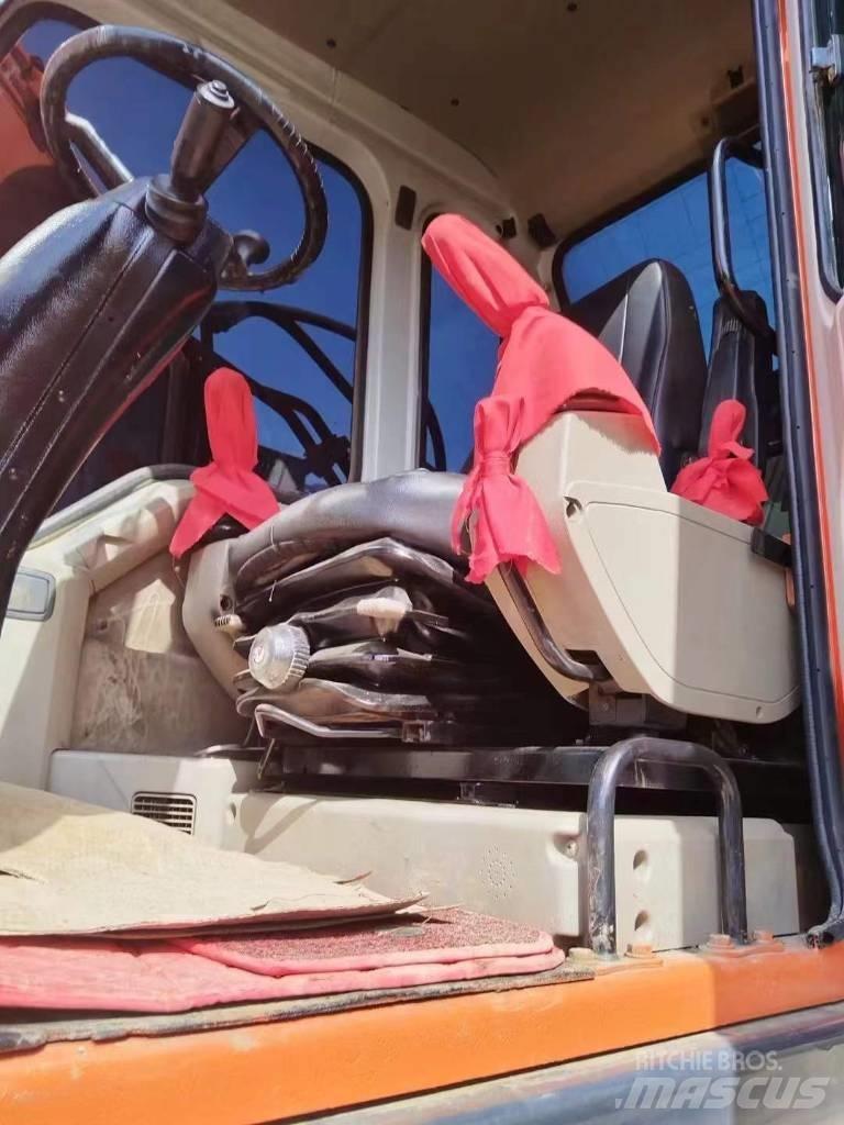 Doosan DX150 大型油圧ショベル12t以上（パワーショベル・ユンボ）