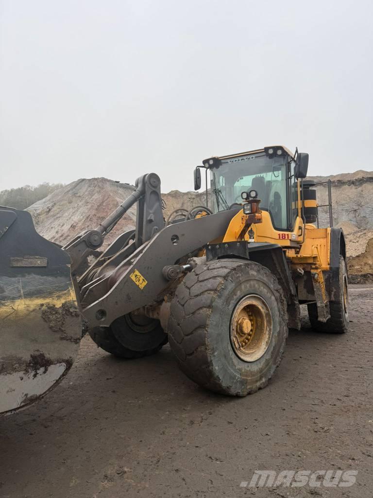 Volvo L180F ホイールローダー・タイヤショベル
