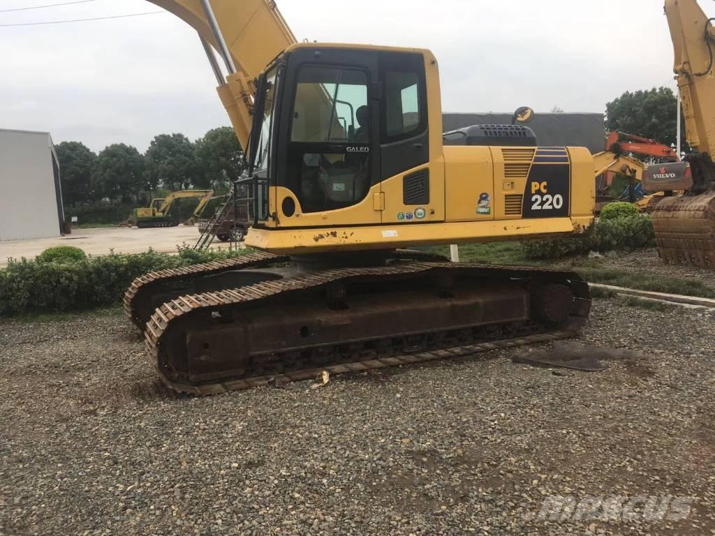 Komatsu pc220-8 大型油圧ショベル12t以上（パワーショベル・ユンボ）
