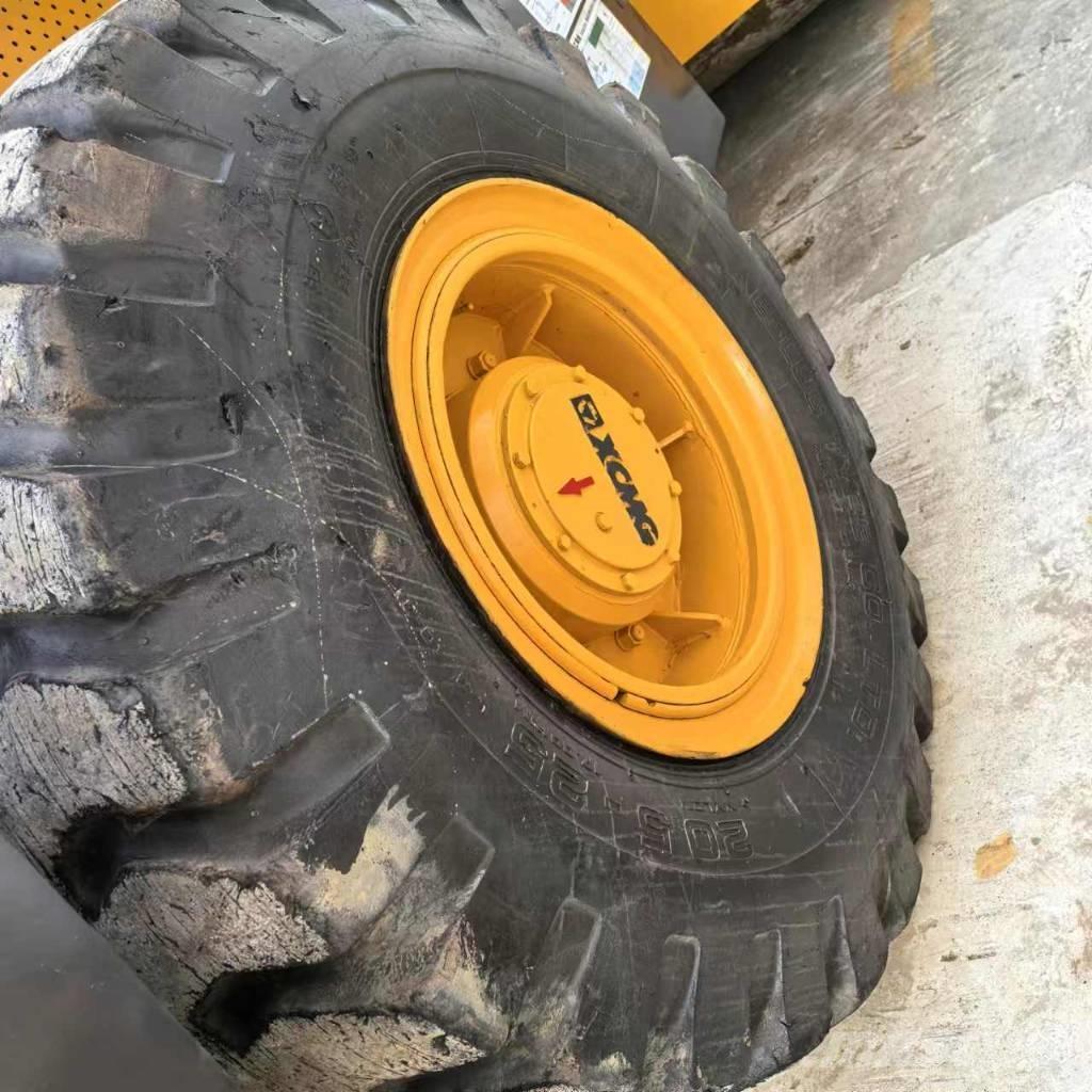 XCMG XS 223 J 振動ローラ