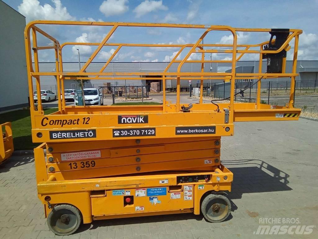 Haulotte Compact 12 シザースリフト