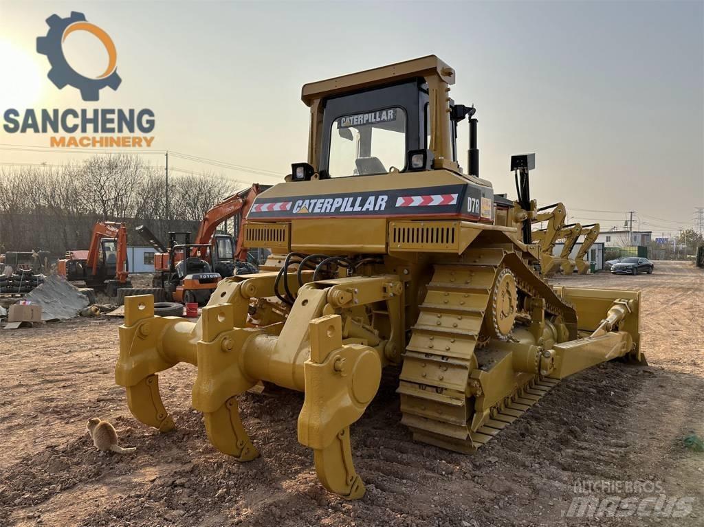 CAT D7R ブルドーザー