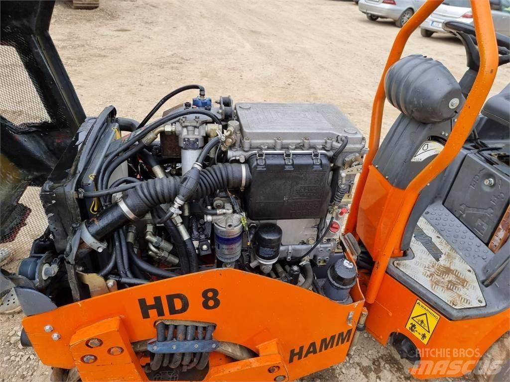 Hamm HD 8 VV タンデムローラ