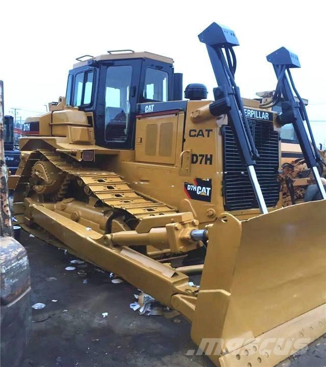 CAT D7H ブルドーザー