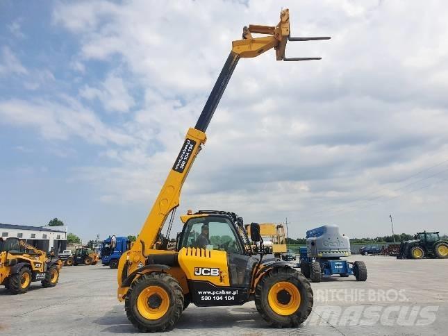JCB 531-70 - BC24 テレスコーピックハンドラー
