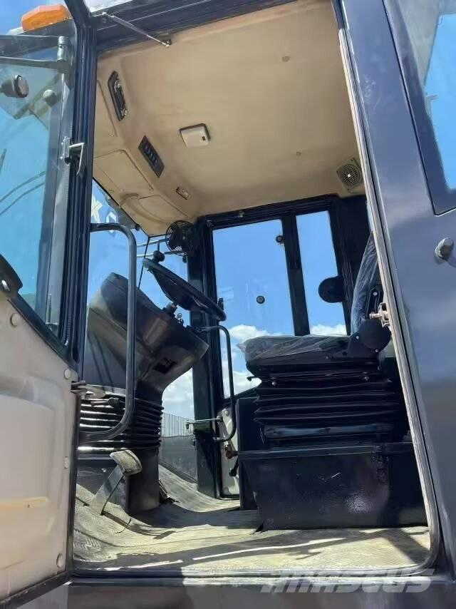 XCMG XS 223 J 振動ローラ