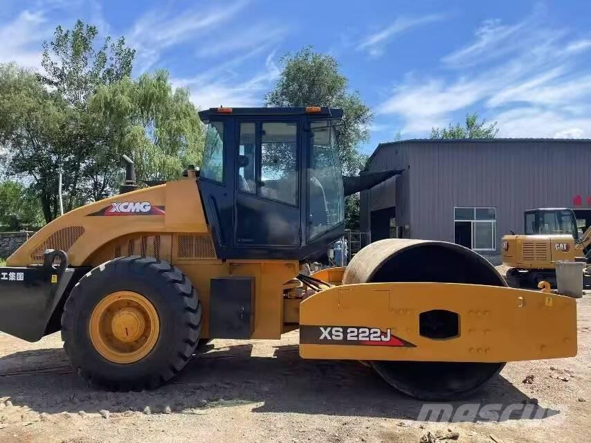 XCMG XS 223 J 振動ローラ