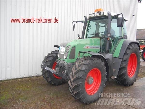 Fendt 716 Vario トラクター
