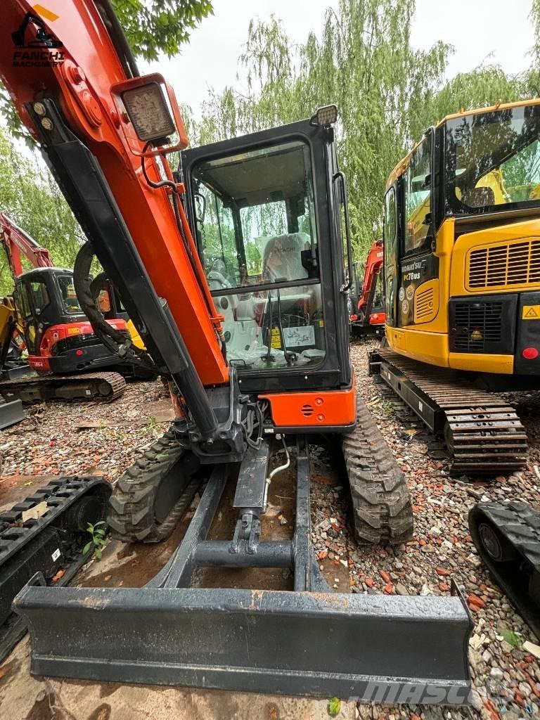 Hitachi U35 ミニ油圧ショベル 7t以下（ミニユンボ・ミニディガー）