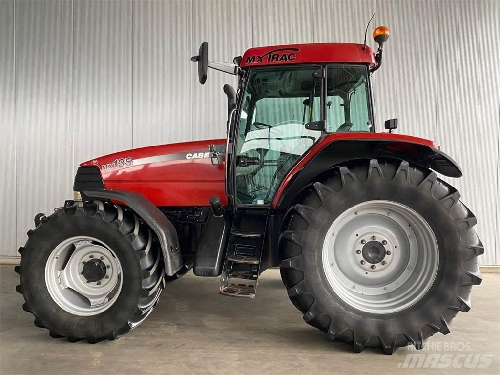 Case IH MX 135 トラクター
