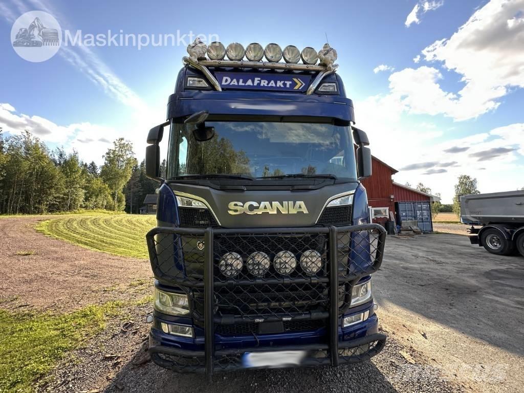 Scania R 650 木材トラック