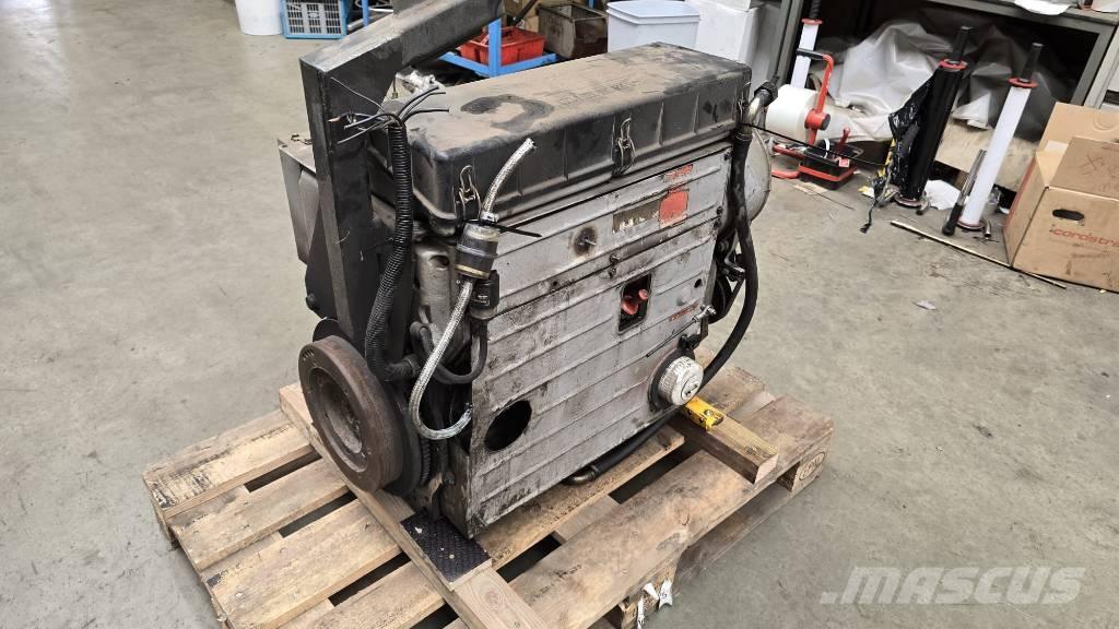 Hatz 4M40L エンジン