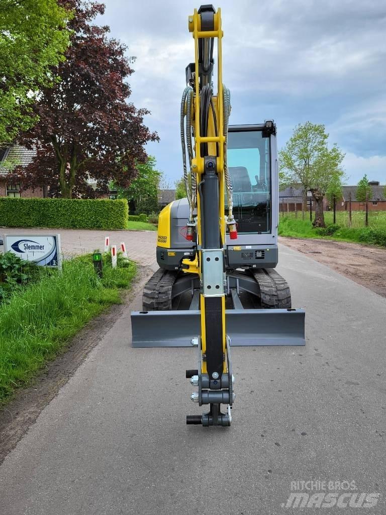 Wacker Neuson ET 42 ミニ油圧ショベル 7t以下（ミニユンボ・ミニディガー）