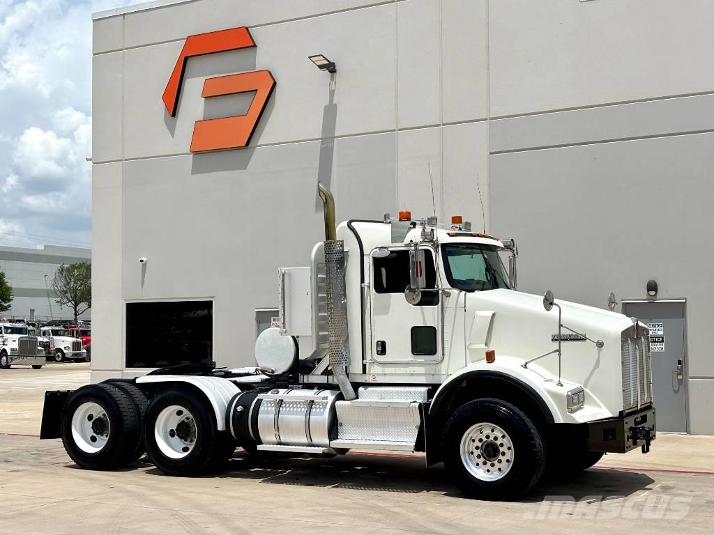 Kenworth T 800 中古トラクターヘッド | トレーラーヘッド
