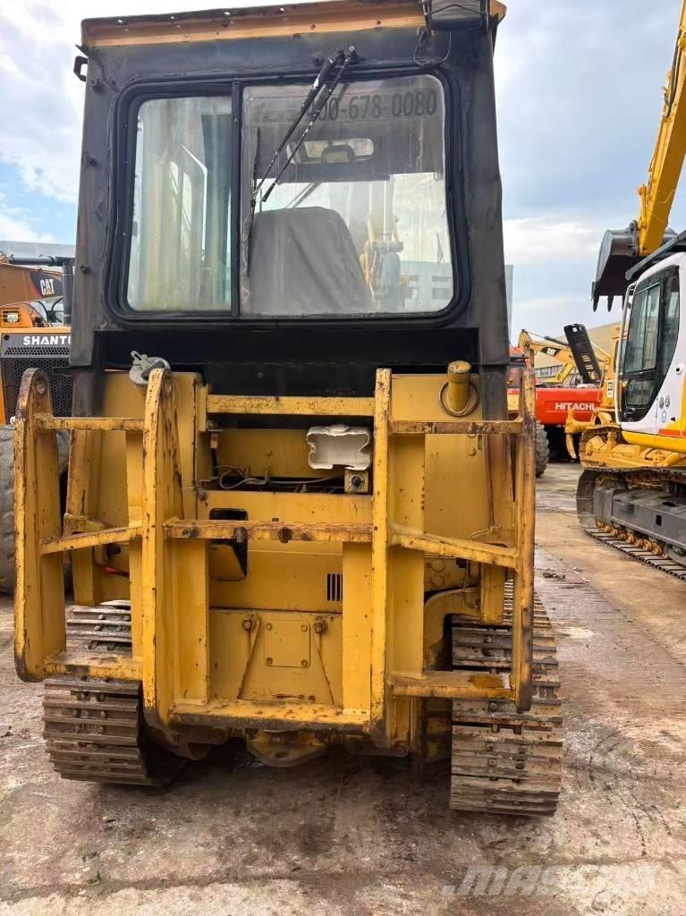 CAT D3C ブルドーザー