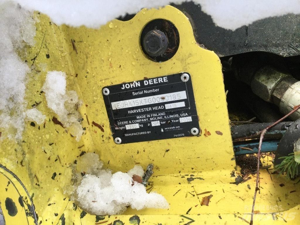 John Deere 1270G 6W ハーベスター