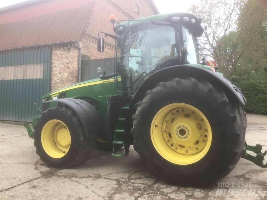 John Deere 8345R トラクター