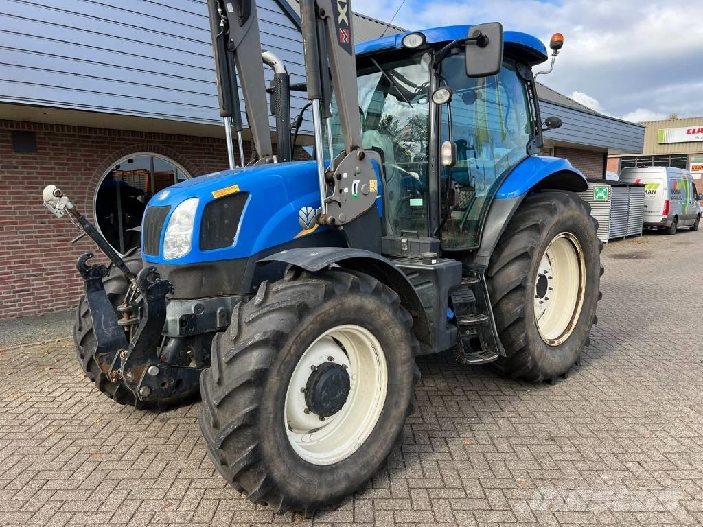 New Holland T 6.155 トラクター