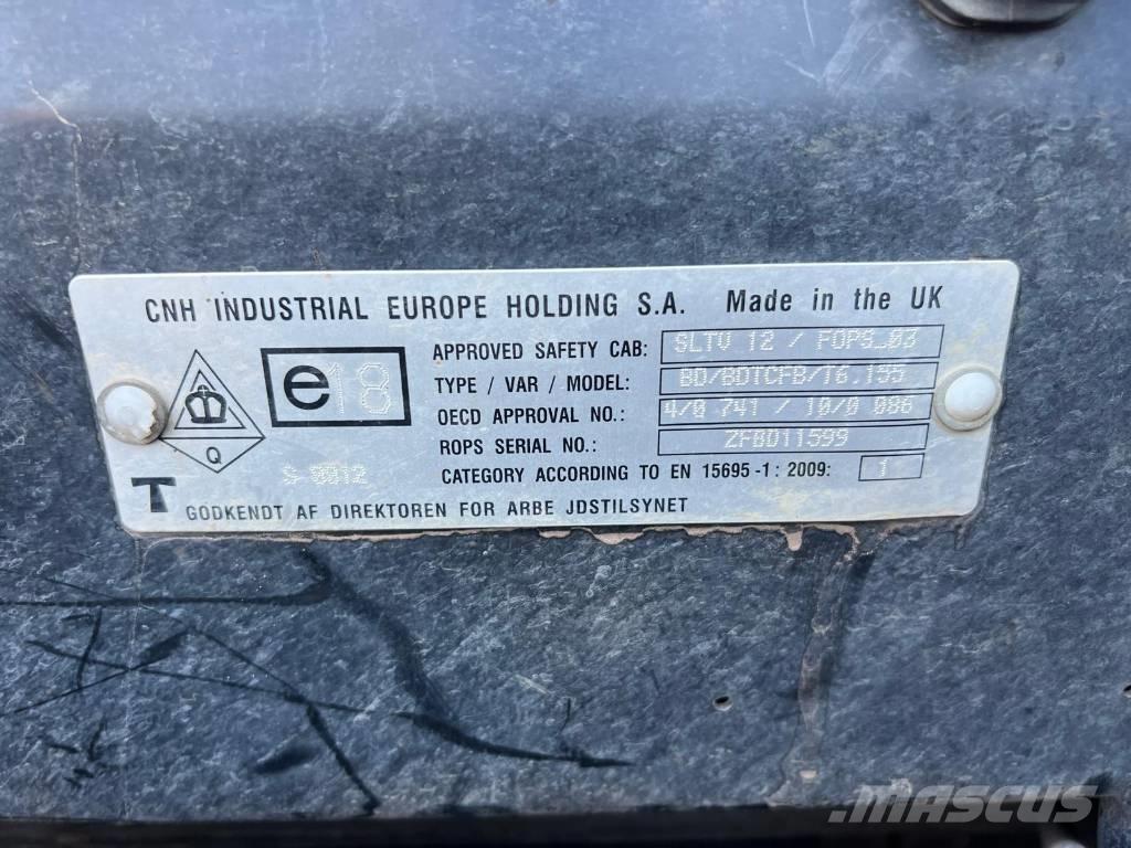 New Holland T 6.155 トラクター