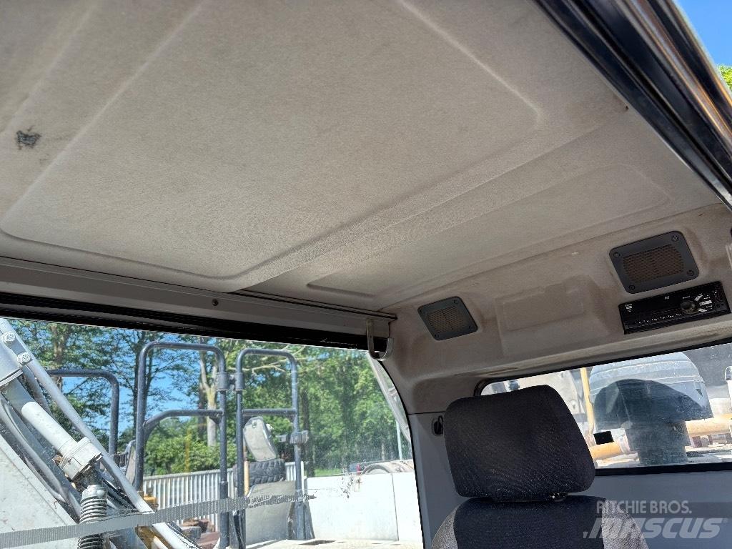 CAT 320E 大型油圧ショベル12t以上（パワーショベル・ユンボ）