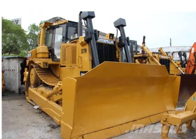 CAT D 7 R ブルドーザー