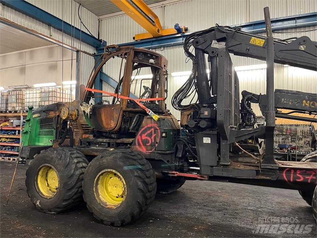 John Deere 1210E フォワーダー