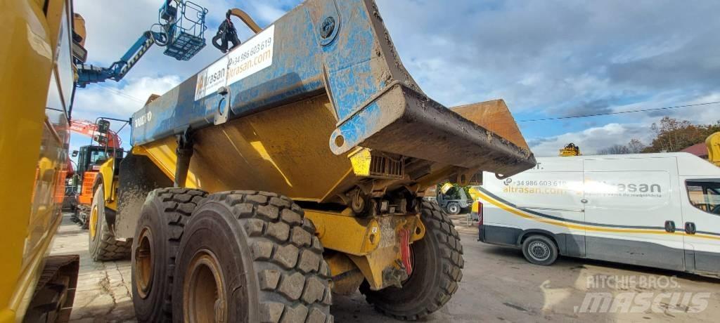 Volvo A 25 F アーティキュレート式ダンプトラック