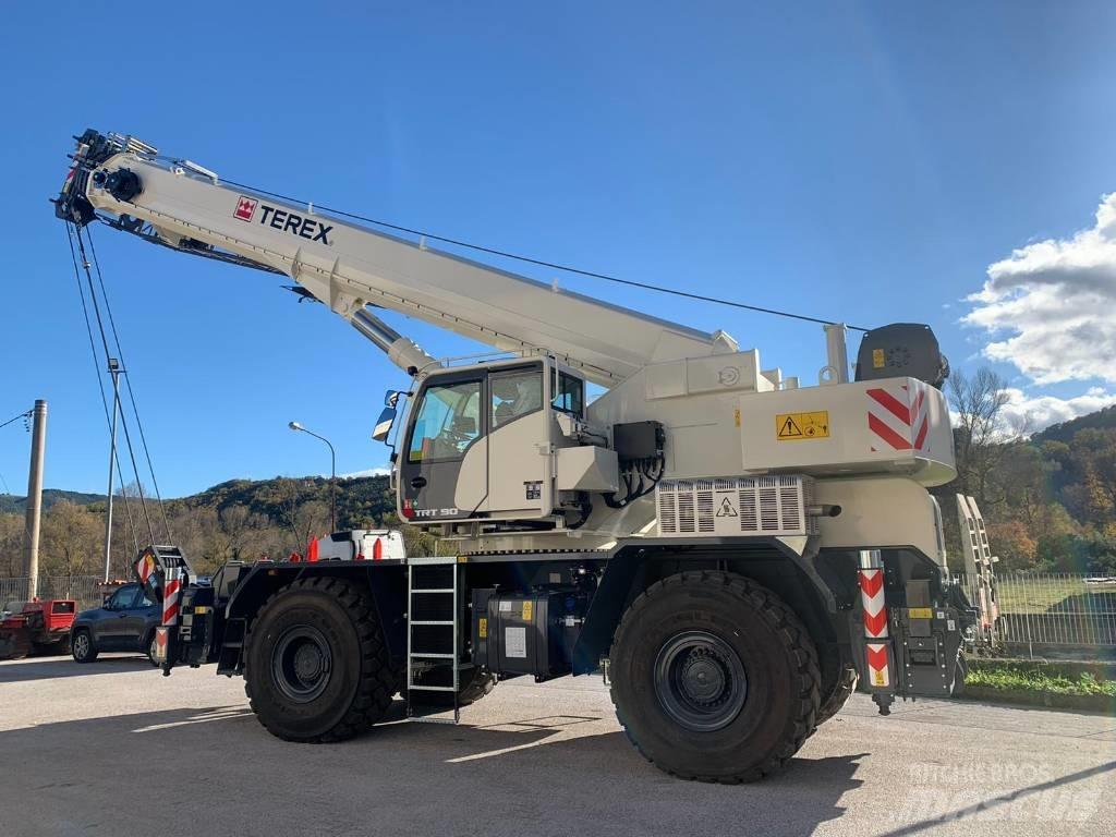 Terex TRT90 ラフテレーンクレーン