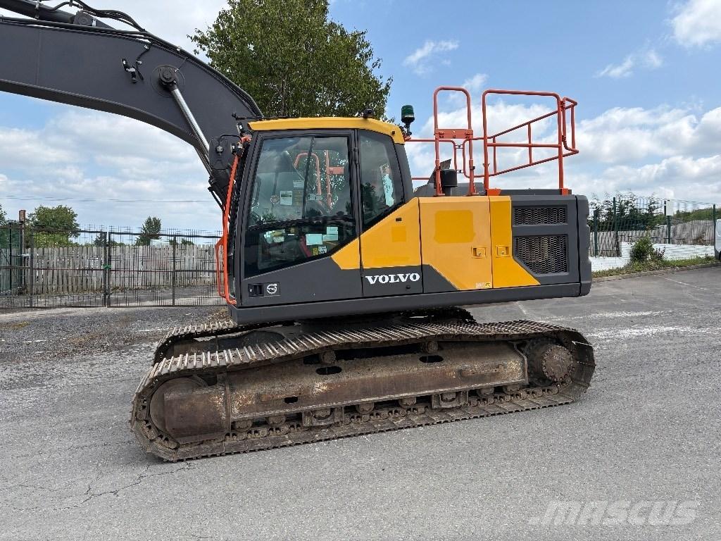Volvo EC 200 大型油圧ショベル12t以上（パワーショベル・ユンボ）