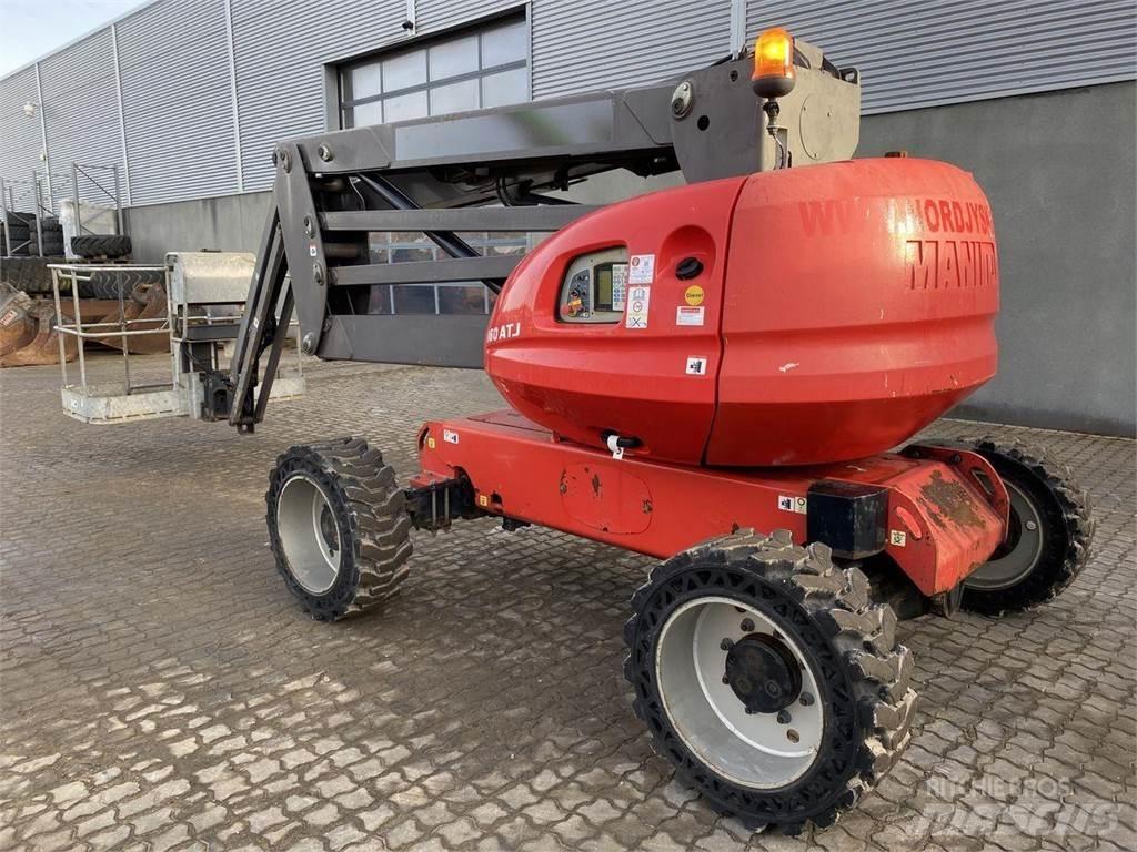 Manitou 160ATJ RC ブームリフト　屈伸型