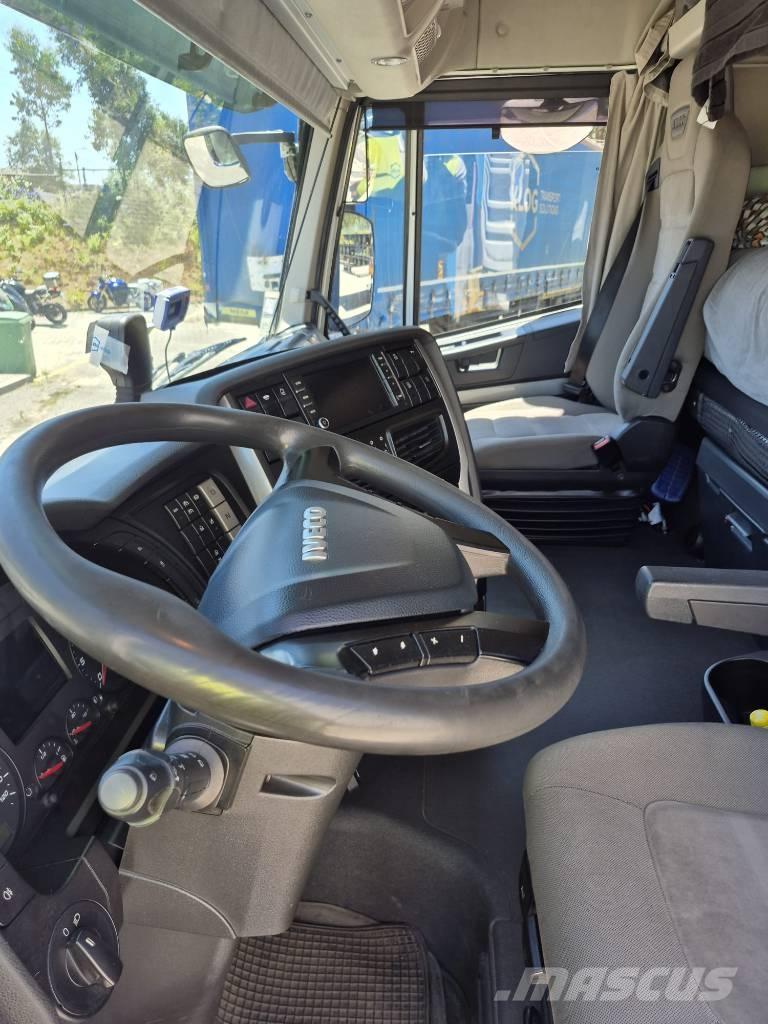 Iveco Stralis 460 中古トラクターヘッド | トレーラーヘッド