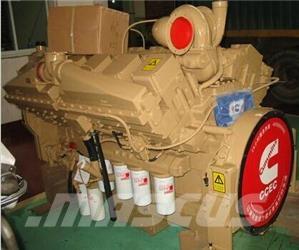 Cummins KTA38-M1300 エンジン