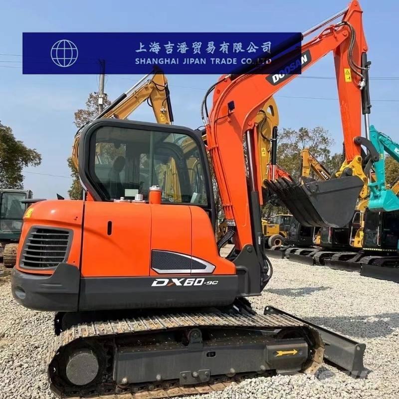 Doosan DX 60-9C ミニ油圧ショベル 7t以下（ミニユンボ・ミニディガー）