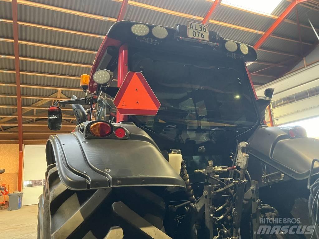 Valtra T 153 HT トラクター