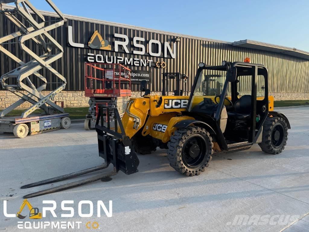 JCB 505-20 テレスコーピックハンドラー