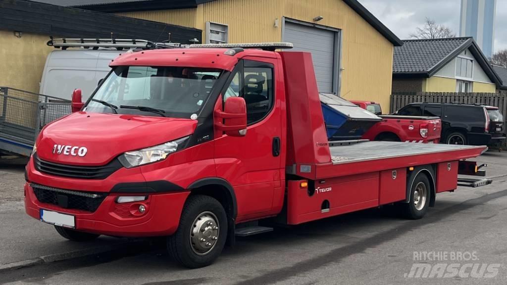 Iveco Daily 70C18H/P レッカー車