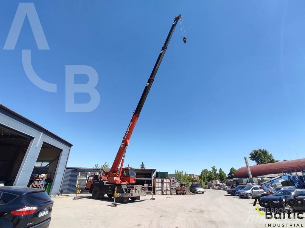 Liebherr LTM 1025 オールテレーンクレーン