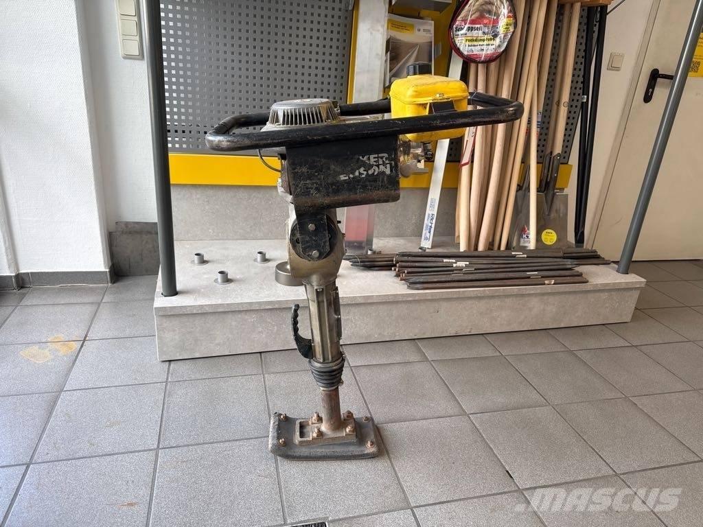 Wacker Neuson BS30 タンパ/転圧バイブレータ
