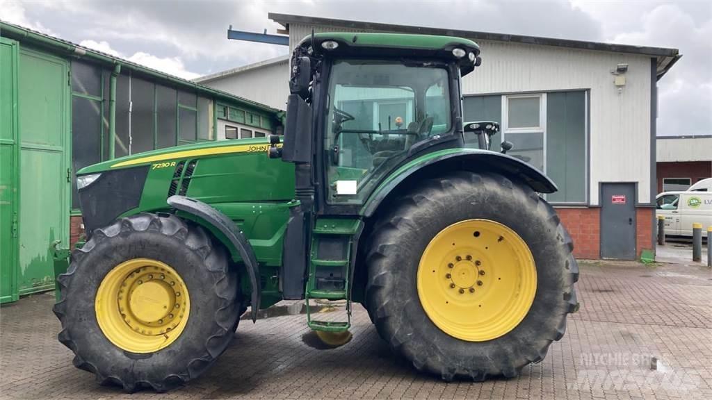 John Deere 7230R トラクター