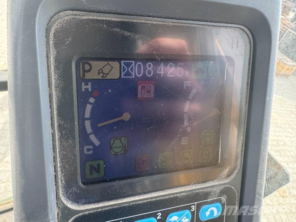 Komatsu PW 200-7 ホイール式油圧ショベル（パワーショベル・ユンボ・バックホー）